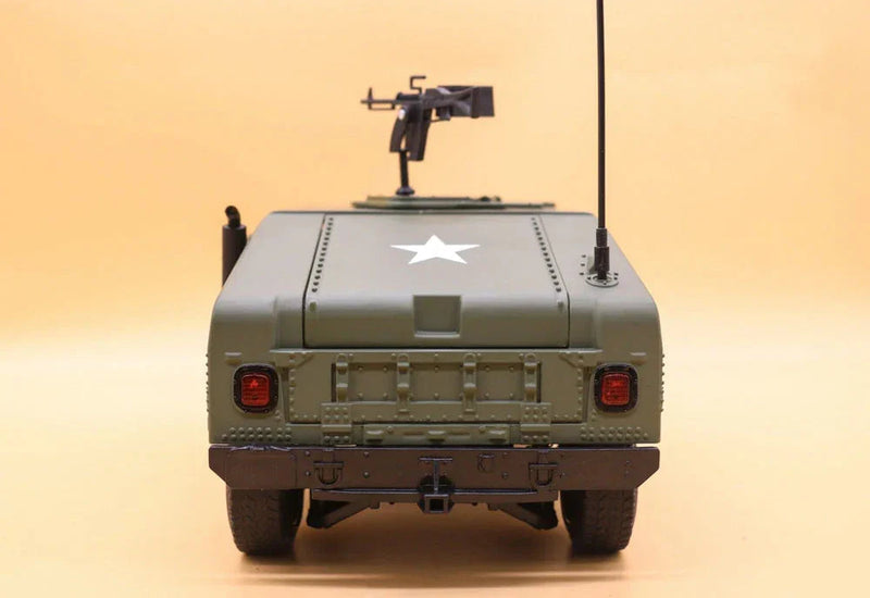 Humvee Militar KDW – Miniatura 1:18 de Alta Precisão